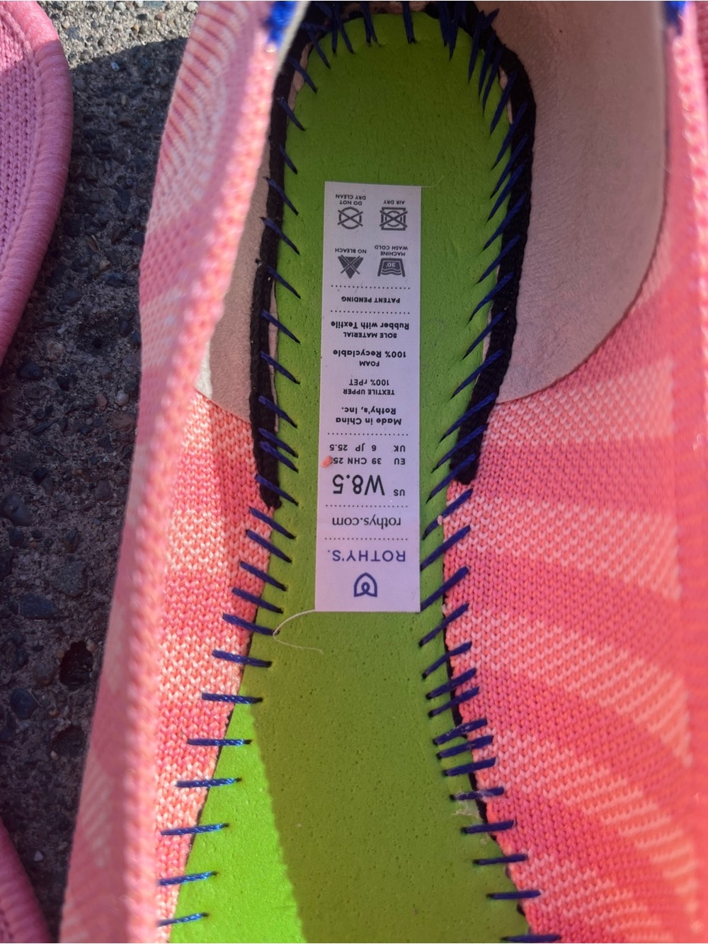 Rothy's Pink Striped Pointed Knit Flats with Blue Trim 8.5 - Picture 8 of 9